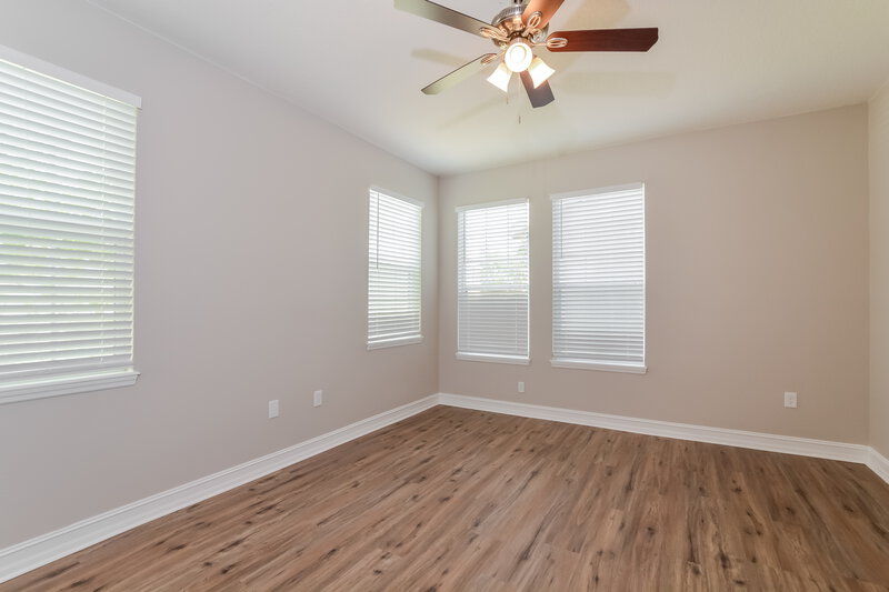 2,425/Mo, 3303 Primrose Willow Dr Harmony, FL 34773 Main Bedroom View 2