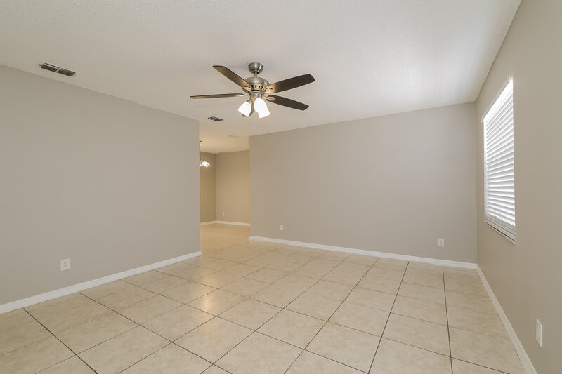 2,250/Mo, 1424 Outer Ct Kissimmee, FL 34744 Living Room View
