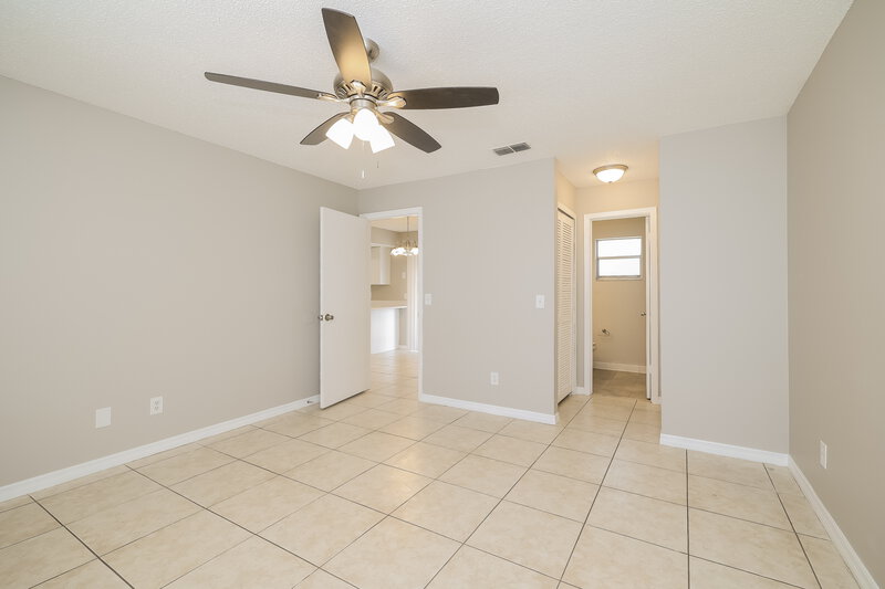 2,250/Mo, 1424 Outer Ct Kissimmee, FL 34744 Main Bedroom View 2