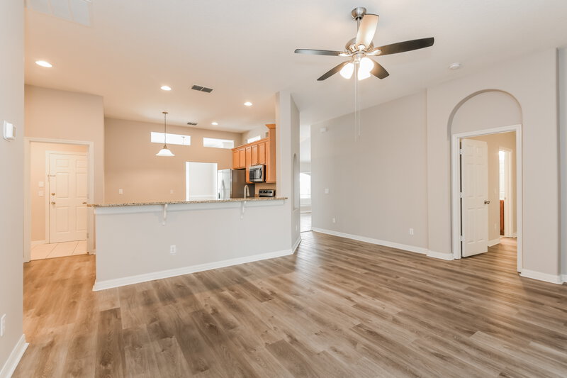 2,105/Mo, 10217 Dovehill Ln Clermont, FL 34711 Living Room View