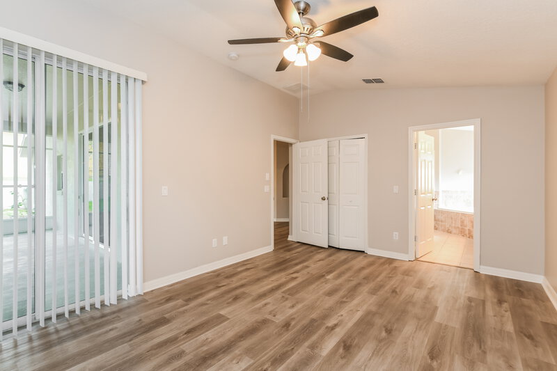 2,105/Mo, 10217 Dovehill Ln Clermont, FL 34711 Main Bedroom View