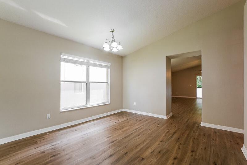 2,295/Mo, 4926 Walnut Ridge Dr Orlando, FL 32829 Dining Room View 2