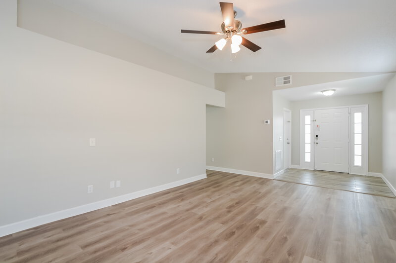 2,205/Mo, 9337 Azalea Ridge Way Gotha, FL 34734 Living Room View 2