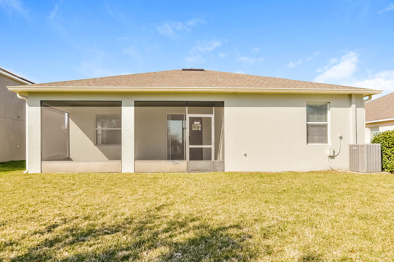 2,160/Mo, 5928 Rutherford Rd Mount Dora, FL 32757 Rear View