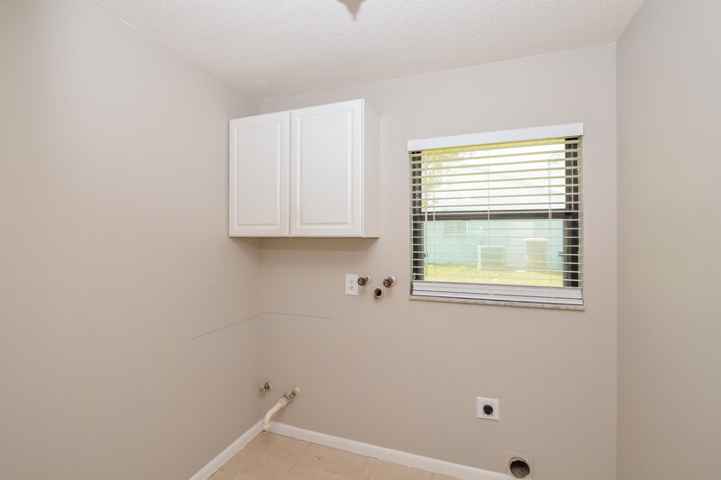 2,080/Mo, 5202 Royal Oak Dr Fruitland Park, FL 34731 Bedroom View