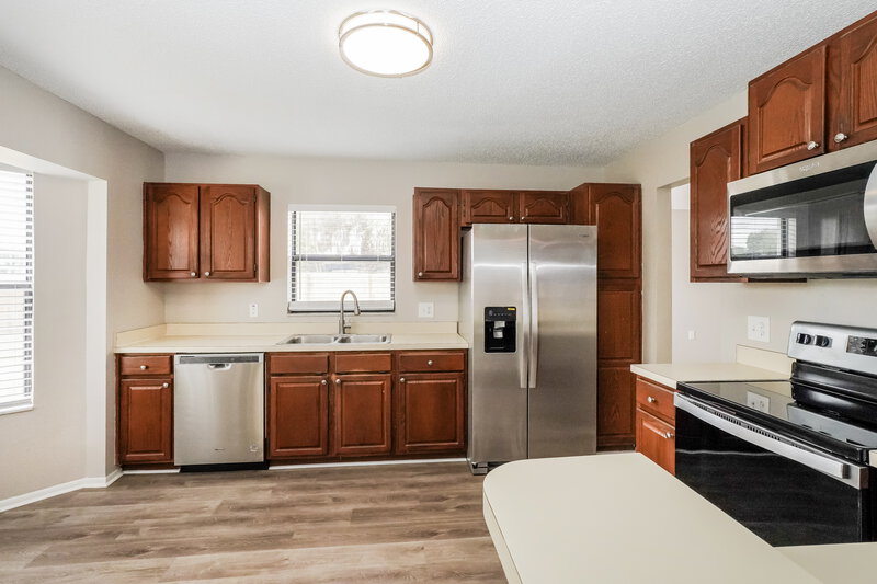 2,575/Mo, 2689 Peggy Dr Kissimmee, FL 34744 Kitchen View