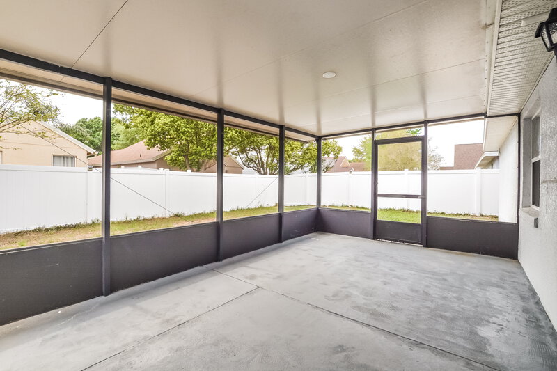 2,090/Mo, 16512 Golden Eagle Blvd Clermont, FL 34714 Sun Room View