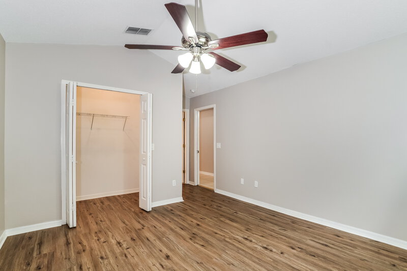 2,090/Mo, 16512 Golden Eagle Blvd Clermont, FL 34714 Main Bedroom View 2