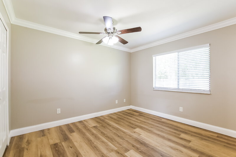 2,100/Mo, 517 Sean Ct Apopka, FL 32712 Bedroom View
