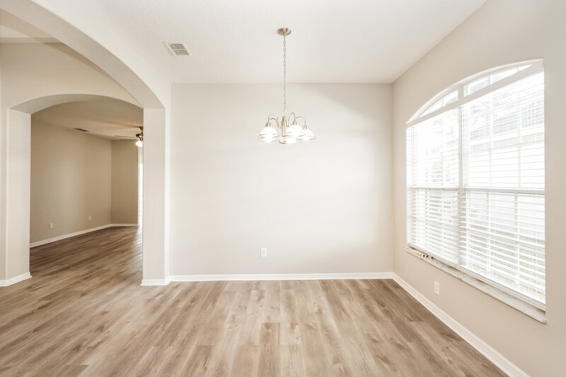 2,105/Mo, 2607 Teeside Ct Kissimmee, FL 34746 Dining Room View 2