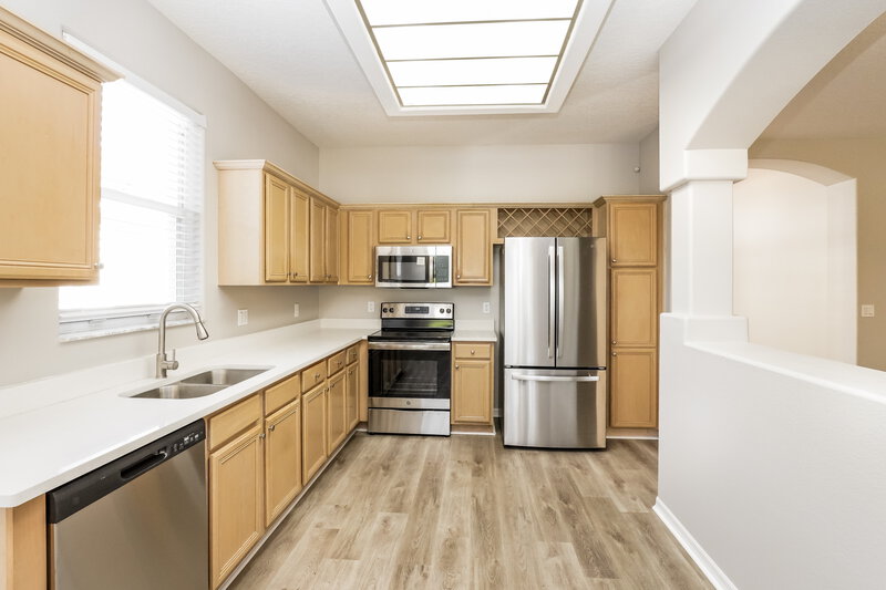 2,105/Mo, 2607 Teeside Ct Kissimmee, FL 34746 Kitchen View