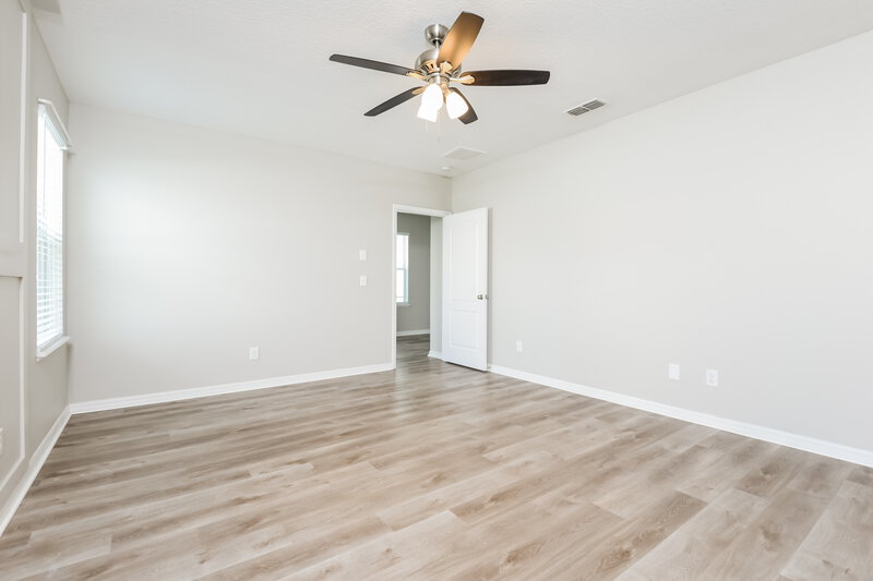 2,350/Mo, 2060 Remembrance Ave Saint Cloud, FL 34769 Main Bedroom View 2