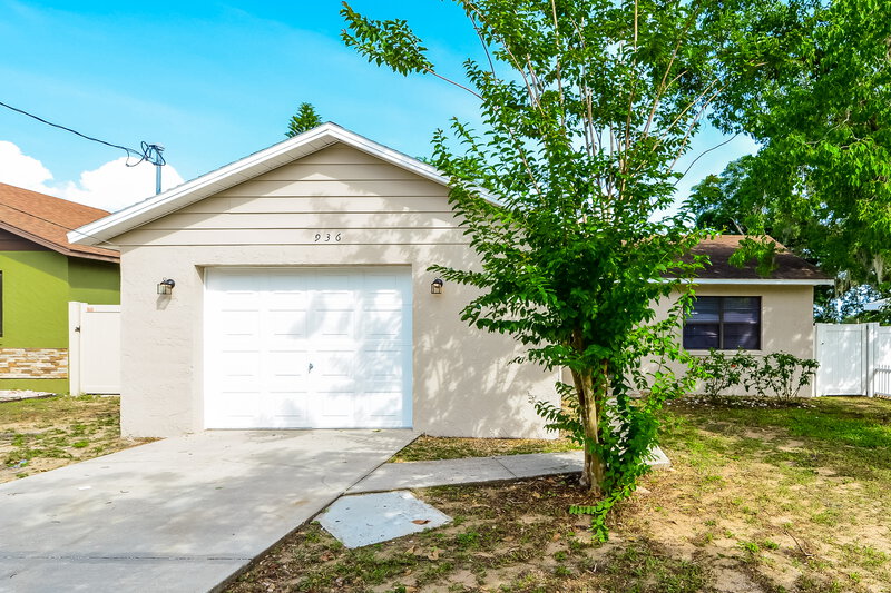 2,005/Mo, 936 Dora Ave Tavares, FL 32778 External View
