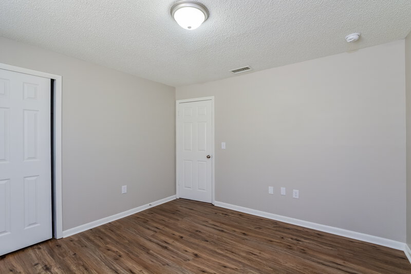 2,005/Mo, 936 Dora Ave Tavares, FL 32778 Bedroom View 2