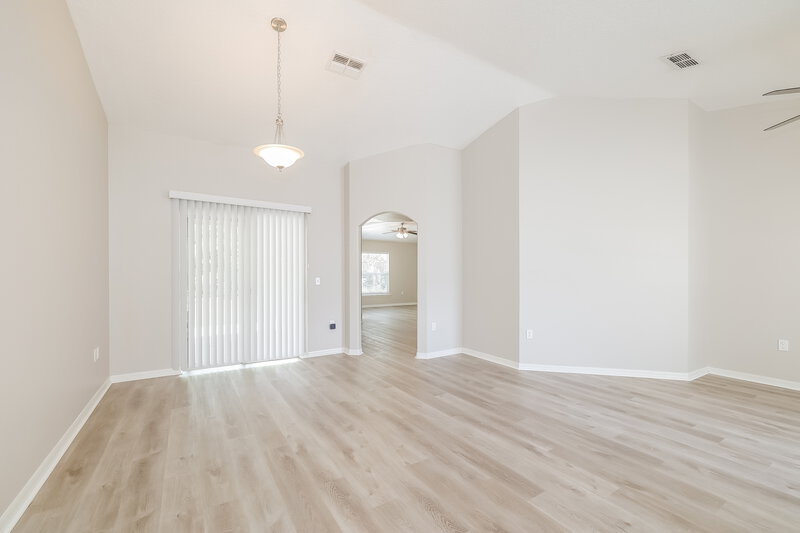 1,590/Mo, 529 Hummingbird Ct Poinciana, FL 34759 Living Room View