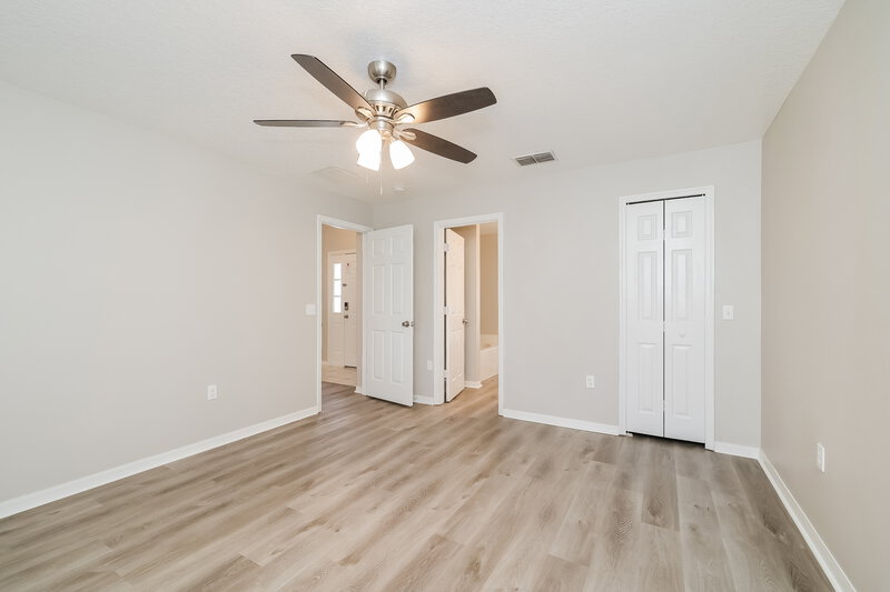 1,590/Mo, 529 Hummingbird Ct Poinciana, FL 34759 Main Bedroom View 2