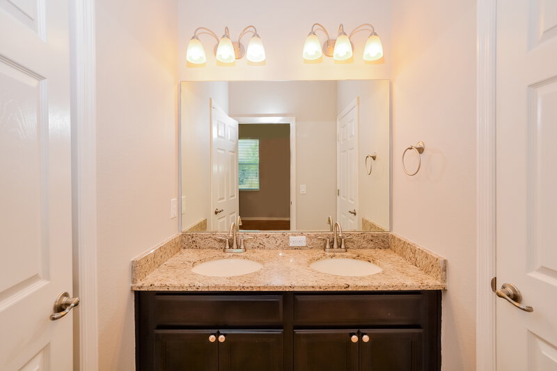 2,415/Mo, 2717 Picasso Ct Kissimmee, FL 34743 Bathroom View