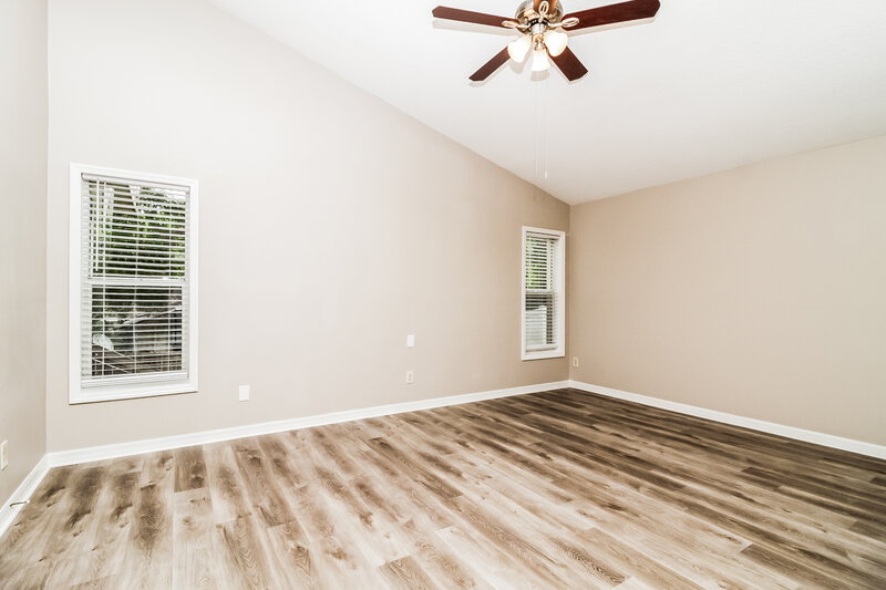 2,190/Mo, 2120 Old South Ln Apopka, FL 32712 Living Room View 2