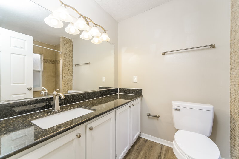 1,835/Mo, 2135 Remington Pointe Blvd Kissimmee, FL 34743 Main Bathroom View