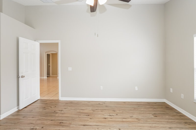2,405/Mo, 3228 Abiaka Dr Kissimmee, FL 34743 Main Bedroom View 2