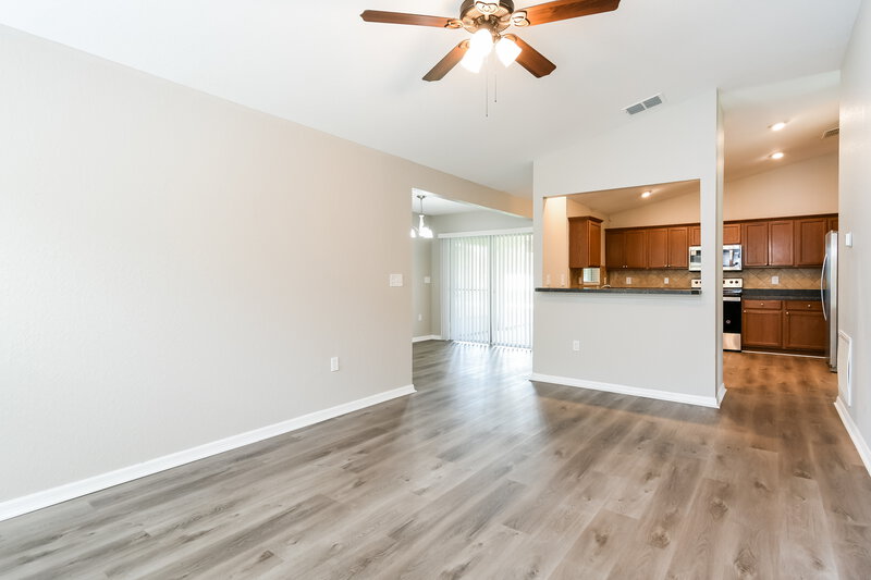 2,475/Mo, 3606 Bristol Cove Ln Saint Cloud, FL 34772 Living Room View