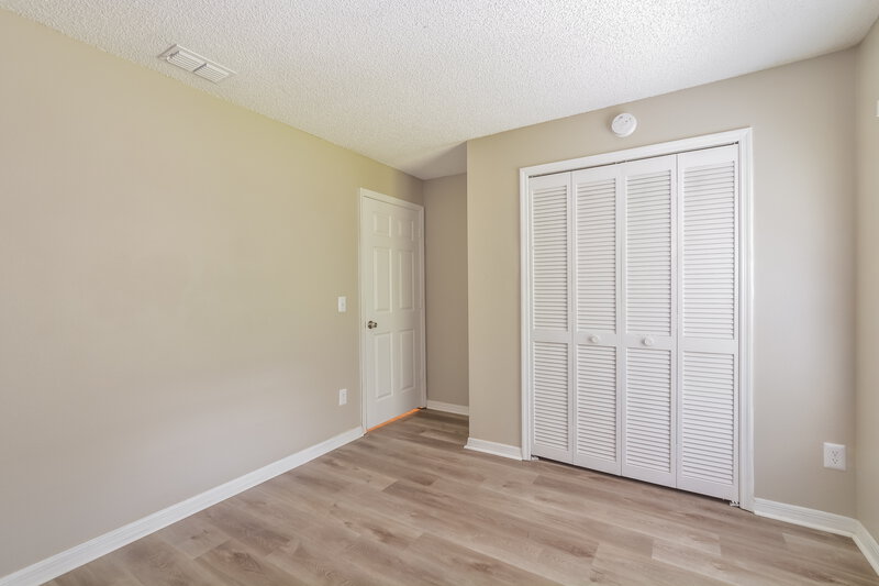 2,455/Mo, 4015 Eagle Feather Dr Orlando, FL 32829 Bedroom View