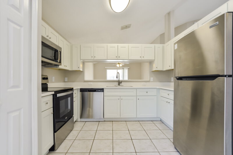 2,235/Mo, 778 Brightview Dr Lake Mary, FL 32746 Kitchen View