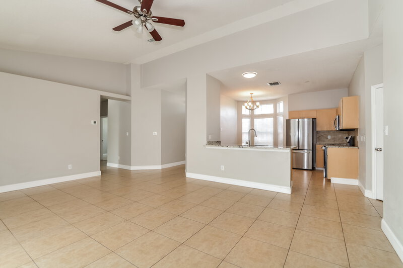 2,335/Mo, 717 Modena St Saint Cloud, FL 34769 Living Room View