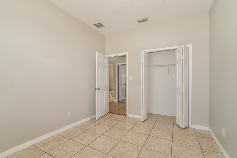 2,335/Mo, 717 Modena St Saint Cloud, FL 34769 Bedroom View 4