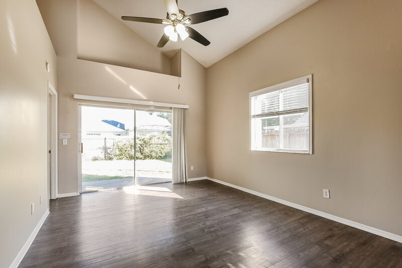 2,275/Mo, 1871 Meadowgold Ln Winter Park, FL 32792 Living Room View 2