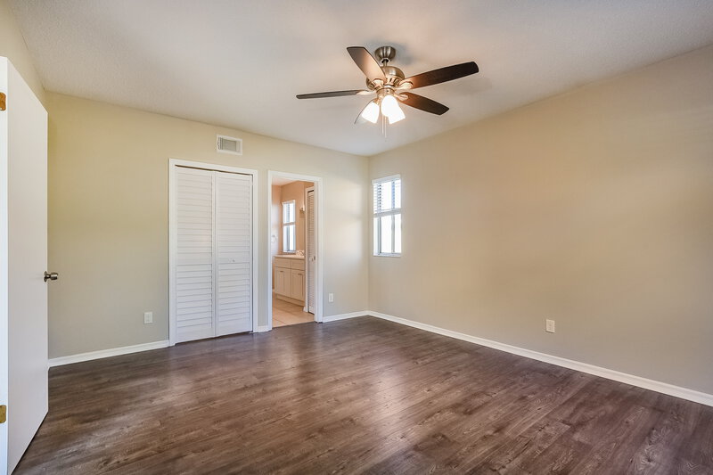 2,275/Mo, 1871 Meadowgold Ln Winter Park, FL 32792 Main Bedroom View