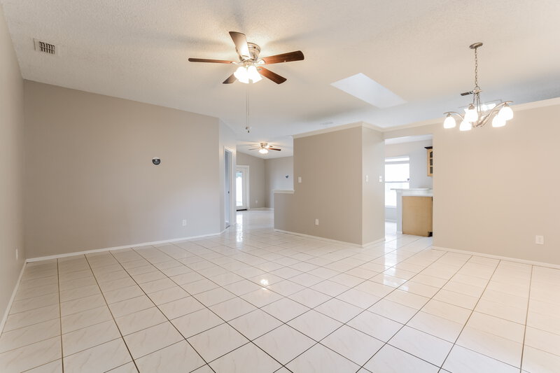 2,515/Mo, 1926 Shannon Ln Apopka, FL 32703 Living Room View
