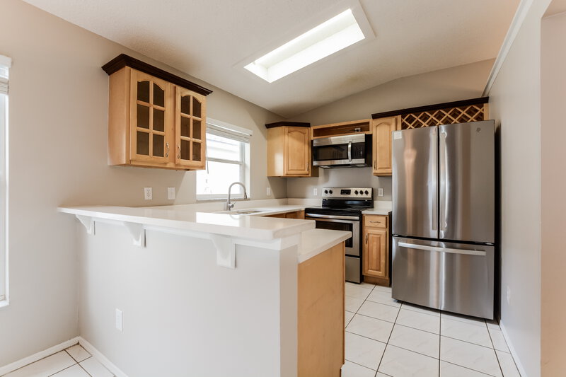 2,515/Mo, 1926 Shannon Ln Apopka, FL 32703 Kitchen View