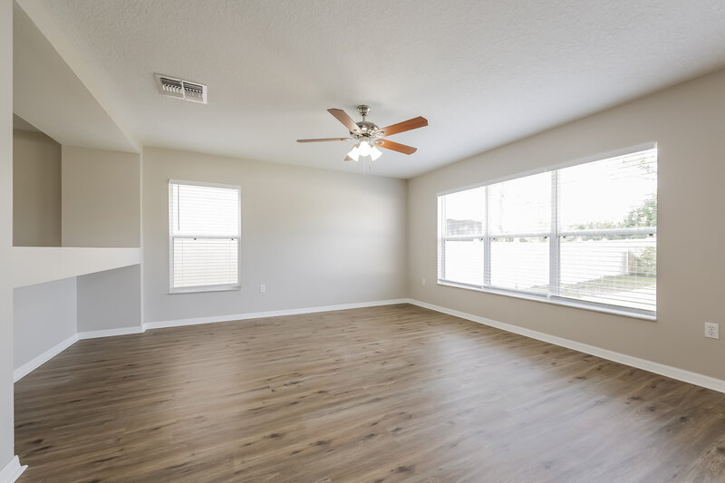 2,605/Mo, 4703 Hardy Mills St Kissimmee, FL 34758 Family Room View