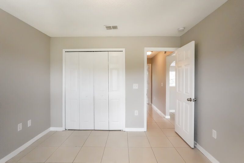 2,860/Mo, 44 York Ct Kissimmee, FL 34758 Bedroom View