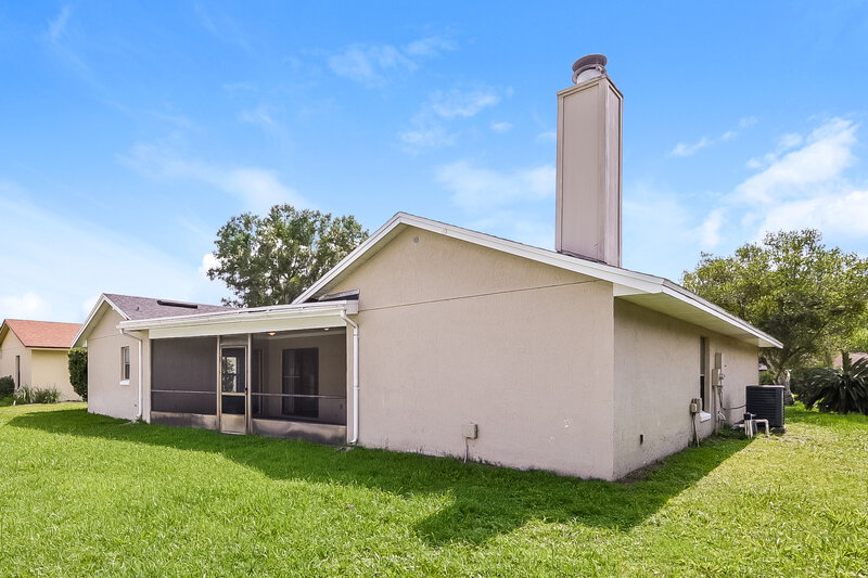 2,595/Mo, 1014 Dishman Loop Oviedo, FL 32765 Rear View