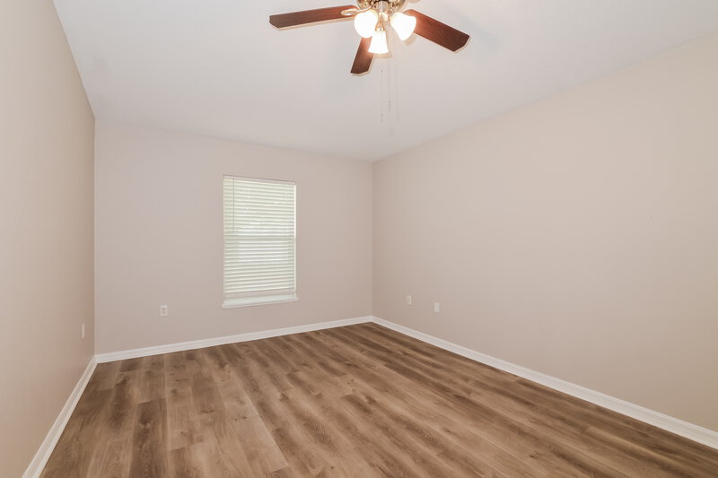 1,735/Mo, 2104 Aitkin Loop Leesburg, FL 34748 Main Bedroom View