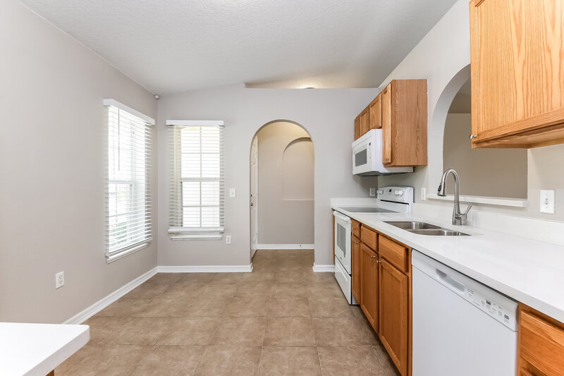 1,780/Mo, 2104 Aitkin Loop Leesburg, FL 34748 Kitchen View 2