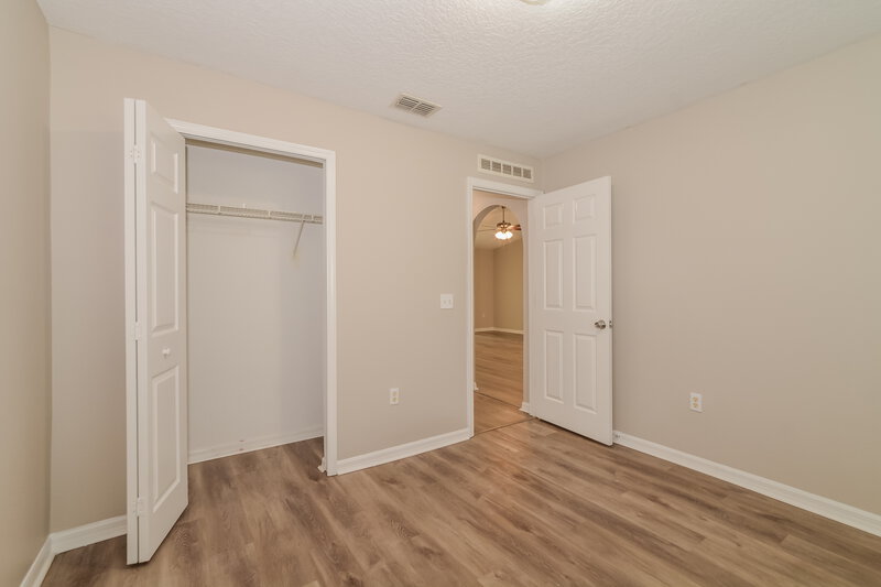 1,735/Mo, 2104 Aitkin Loop Leesburg, FL 34748 Bedroom View 4