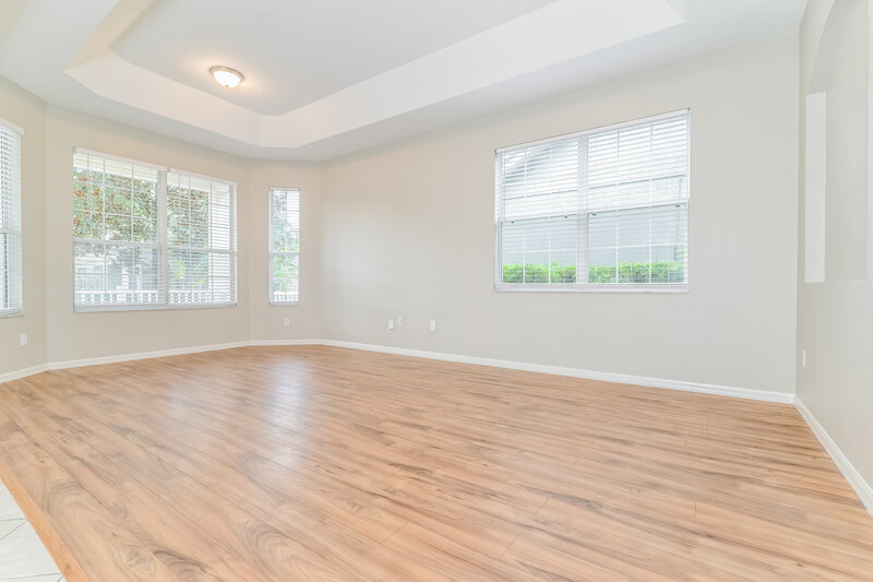 2,735/Mo, 14221 Lake Live Oak Dr Orlando, FL 32828 Living Room View