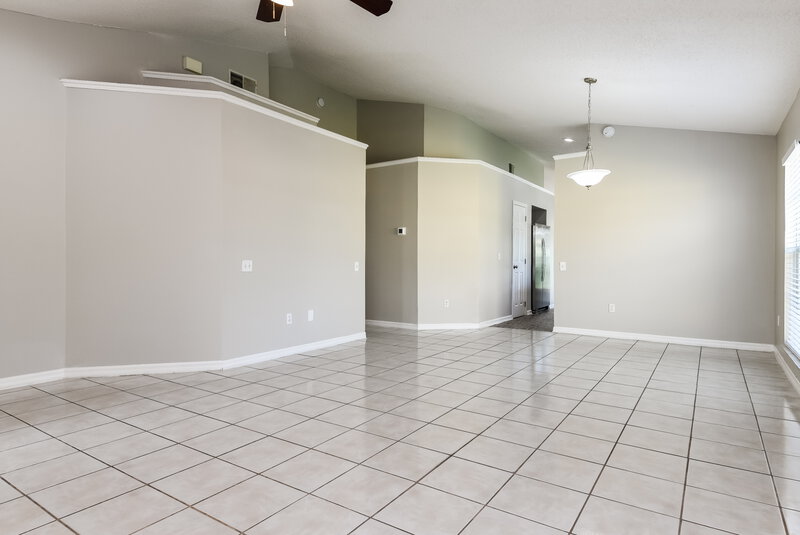 2,695/Mo, 8828 Fort Jefferson Blvd Orlando, FL 32822 Dining Room View