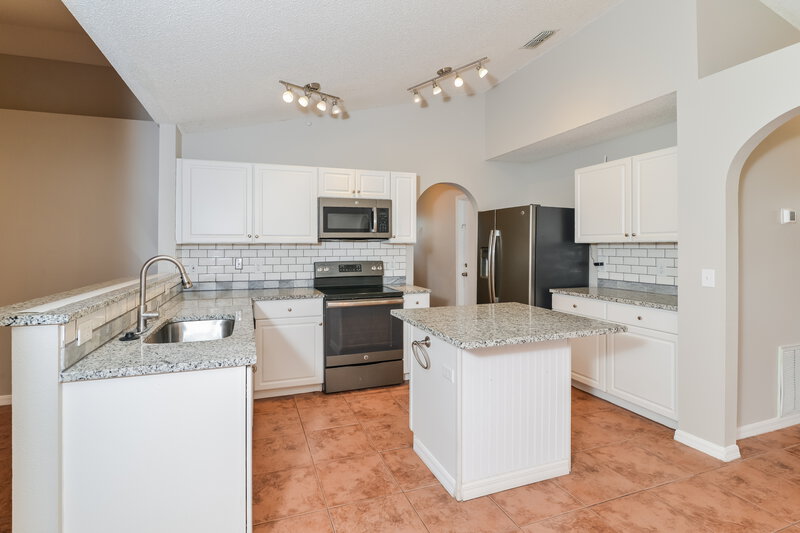 1,730/Mo, 308 Mariana Way Kissimmee, FL 34758 Kitchen View