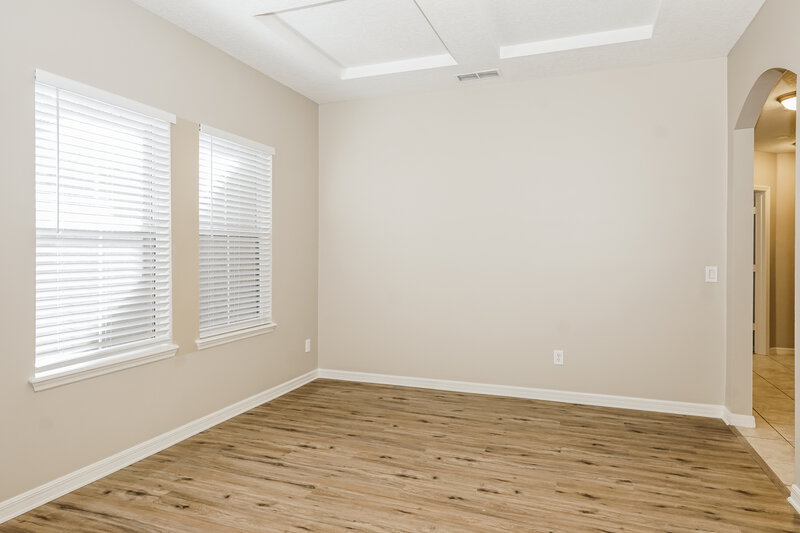 2,410/Mo, 111 Pine Shade Ct Deland, FL 32720 Dining Room View