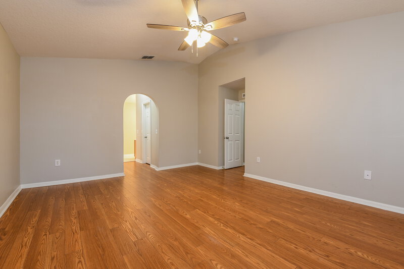 2,205/Mo, 2411 Tealwood Cir Tavares, FL 32778 Main Bedroom View