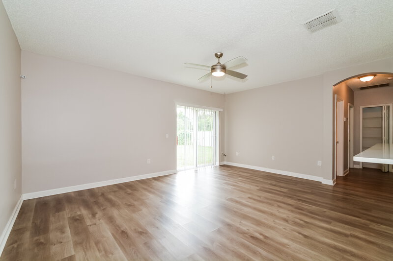 1,870/Mo, 627 Cotulla Dr Kissimmee, FL 34758 Living Room View