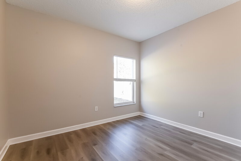 1,675/Mo, 627 Cotulla Dr Kissimmee, FL 34758 Bedroom View 3