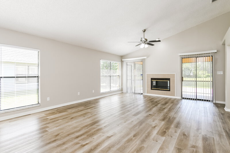 2,350/Mo, 5514 Deepdale Dr Orlando, FL 32821 Dining Room View