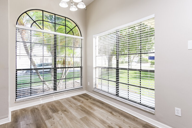 2,350/Mo, 5514 Deepdale Dr Orlando, FL 32821 Breakfast Nook View