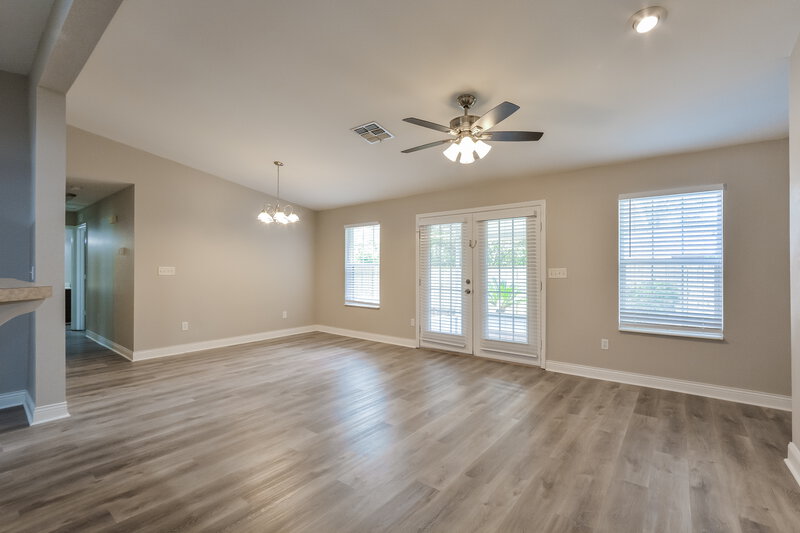 2,125/Mo, 308 Pinewood Ct Fern Park, FL 32730 Living Room View