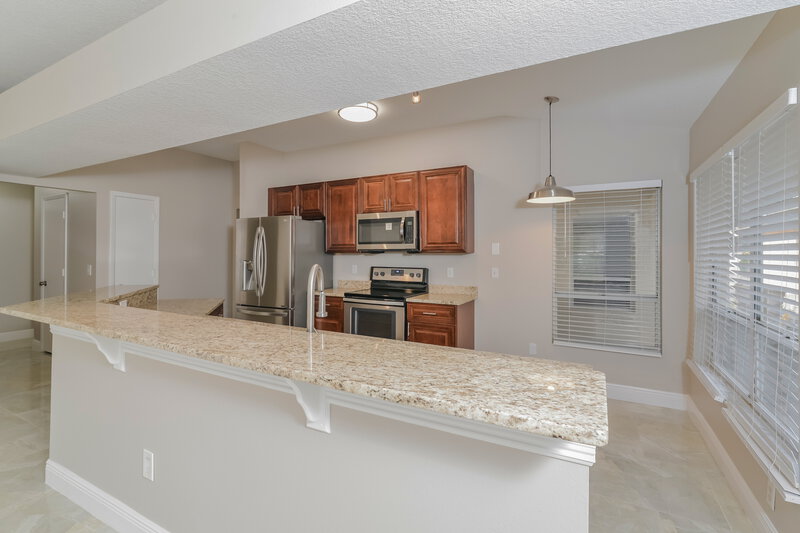 2,610/Mo, 3051 Bloomsbury Dr Kissimmee, FL 34747 Kitchen View 2